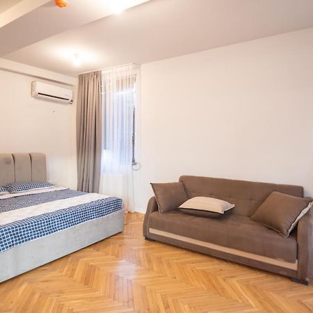 Dazhotels Тбилиси Екстериор снимка